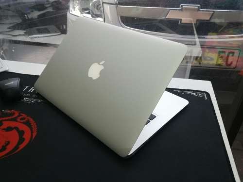 Amazing*Apple Macbook Air*MID 2013*i5-4250U*128GB SSD*backlit keyboard*